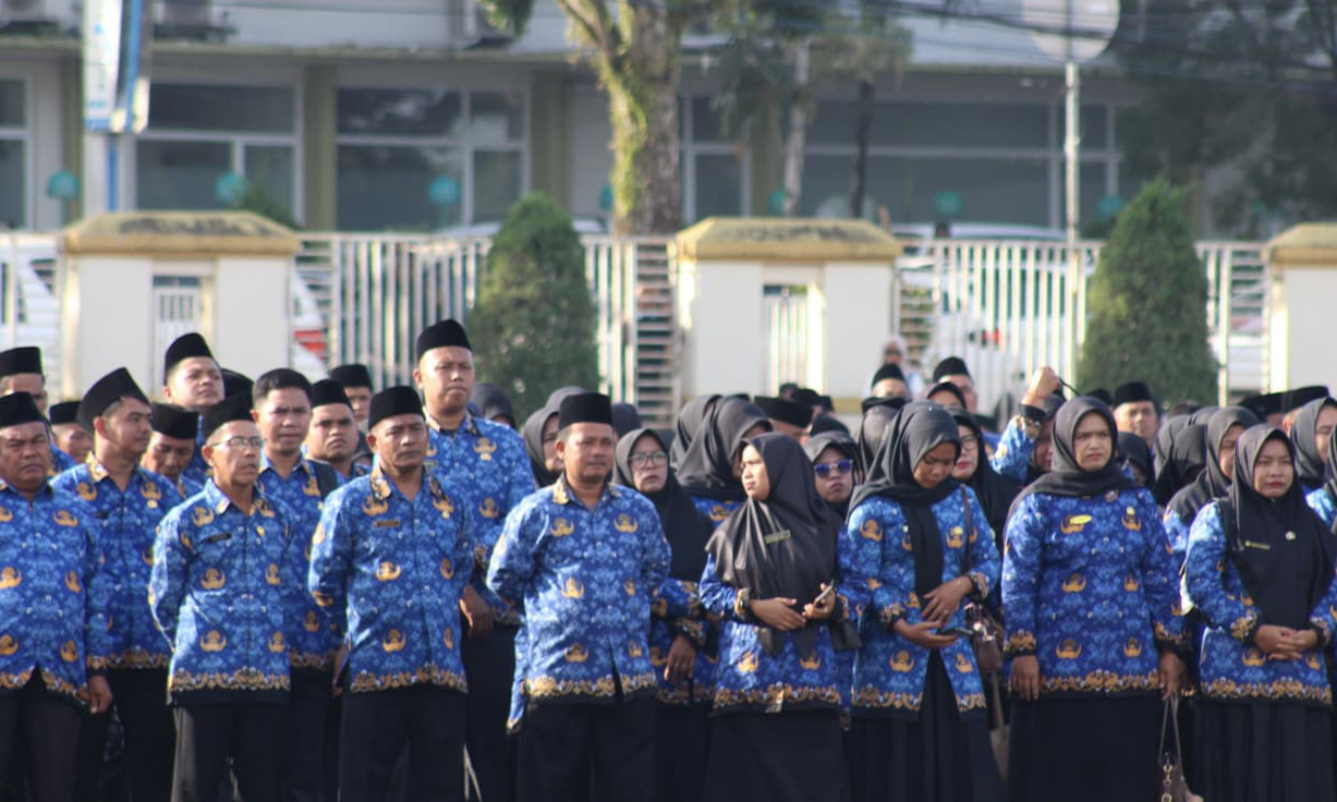 Sebanyak 2.658 PPPK paruh waktu formasi 2025 resmi dilantik Pemkab Pasaman Barat untuk memperkuat pelayanan publik dan kinerja perangkat daerah.