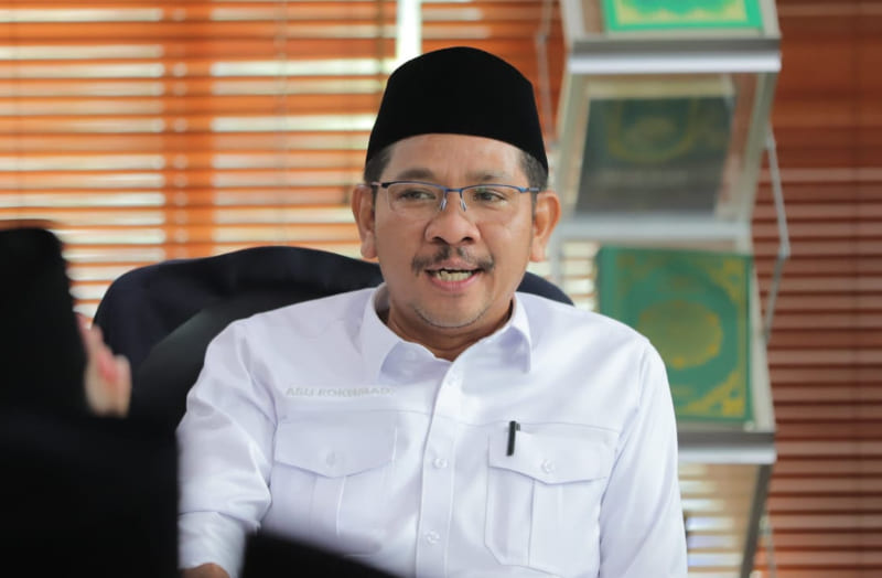 Dirjen Bimas Islam Kemenag Abu Rokhmad memberikan penjelasan mengenai tahapan Sidang Isbat penentuan awal Ramadhan 1447 Hijriah di Jakarta, Kamis (29/1/2026).(Foto: Humas Kemenag)