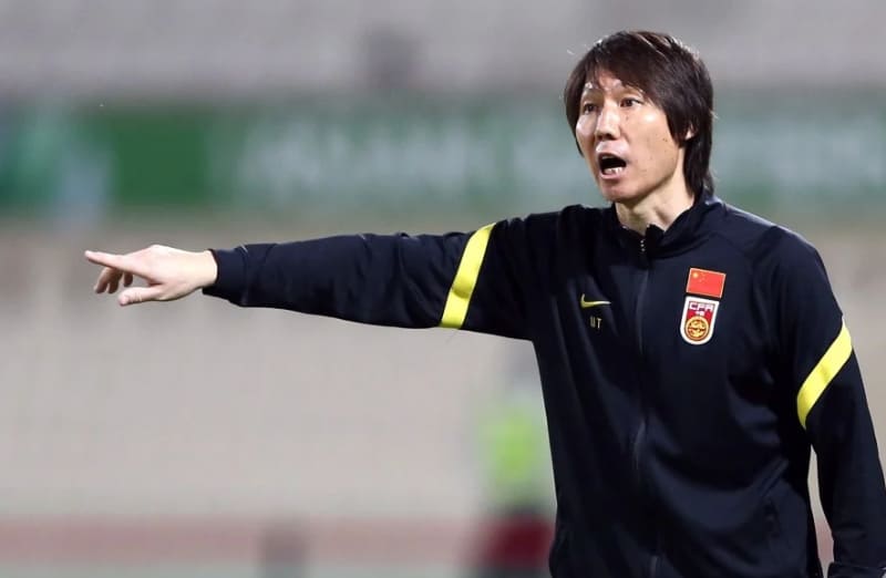 Li Tie, mantan pelatih kepala tim nasional China dijatuhi larangan seumur hidup dari seluruh aktivitas sepak bola oleh CFA.(Foto: Dok. Reuters)