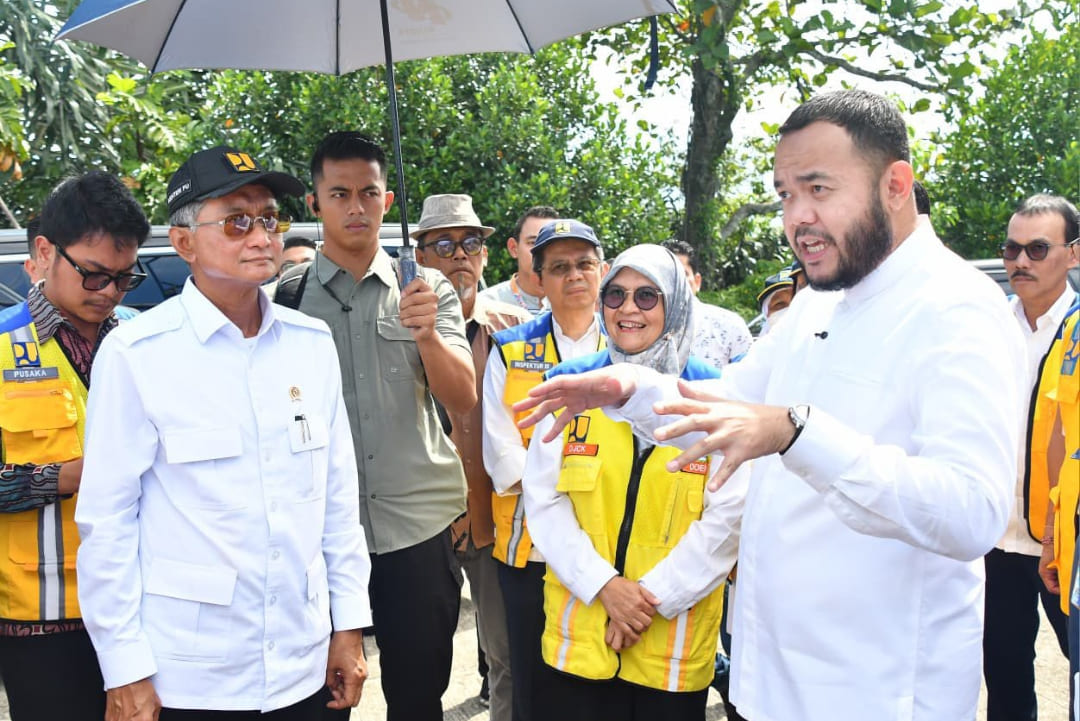 Wali Kota Padang Fadly Amran bersama Menteri PU Dody Hanggodo meninjau IPA Gunung Pangilun untuk percepatan pemulihan krisis air bersih Kota Padang, Januari 2026.(Foto: Prokopim)