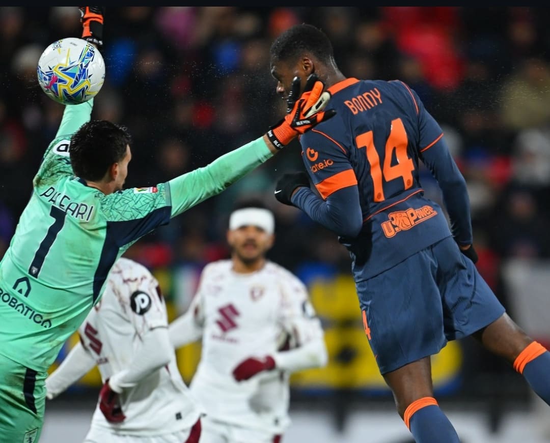 Bonny mencetak gol lewat sundulan akurat yang membuka keunggulan Inter atas Torino di Coppa Italia.(Foto: IG @inter)