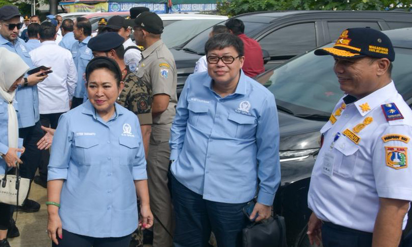 Ketua dan Wakil Ketua Komisi IV DPR RI Titiek Soeharto dan Alex Indra Lukman.