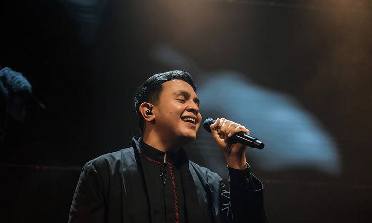 Musisi Indonesia Tulus tembus 20 juta pengikut Spotify awal 2026, menjadi artis lokal pertama dengan capaian tersebut berdasarkan data btgfeed resmi 2026 ID. (Pinterest)