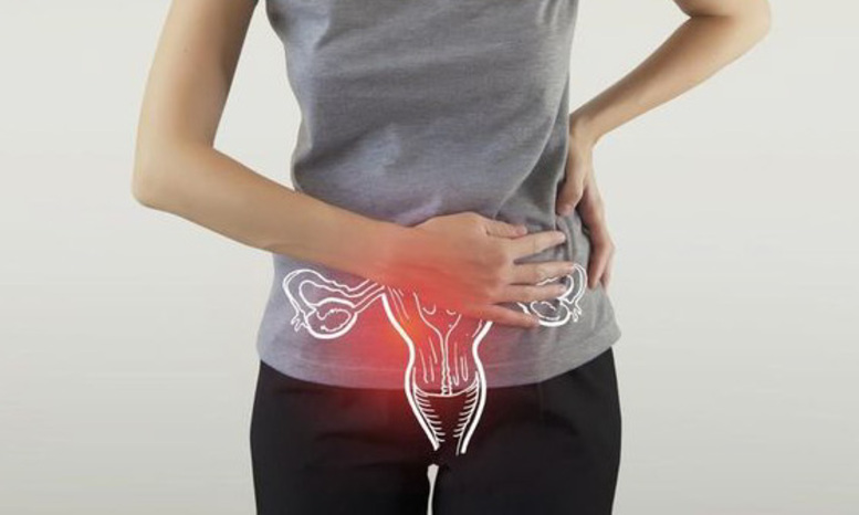 Saran minum air hangat saat haid bukan mitos. Studi BMC Women&rsquo;s Health 2021 mengungkap perannya meredakan kram menstruasi. (pinterest)