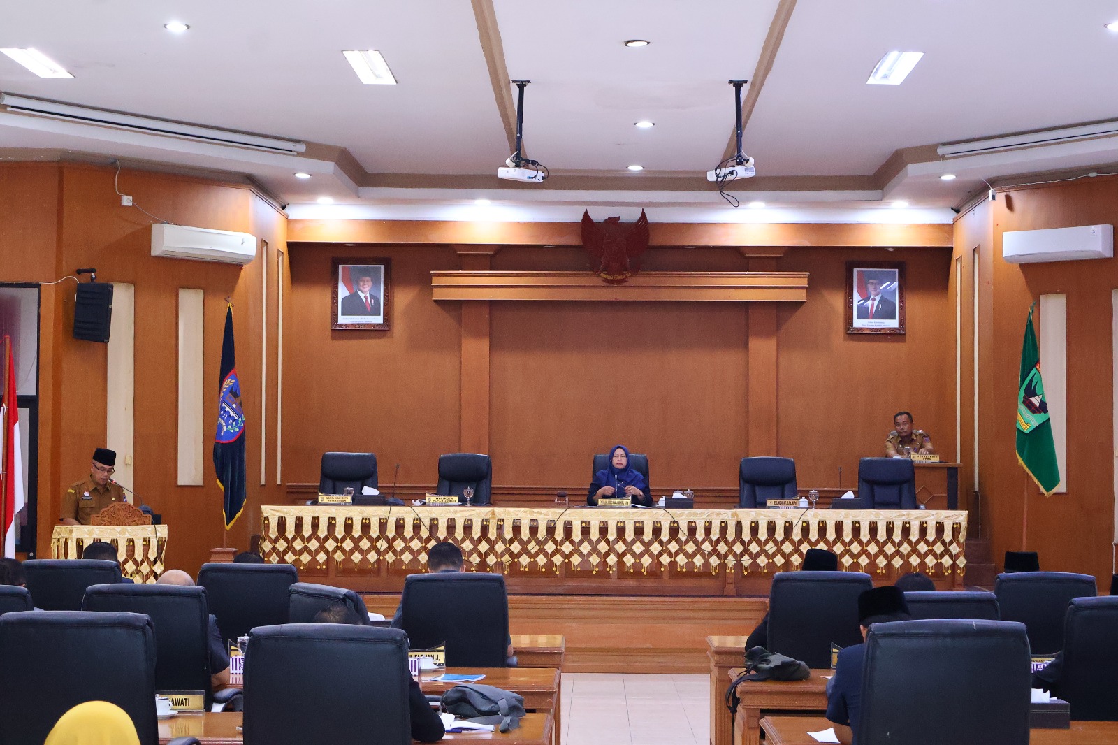 Pemko Payakumbuh ajukan 4 Ranperda di DPRD, meliputi perangkat daerah, pencabutan RDTR, lembaga kemasyarakatan, dan bantuan hukum warga miskin.