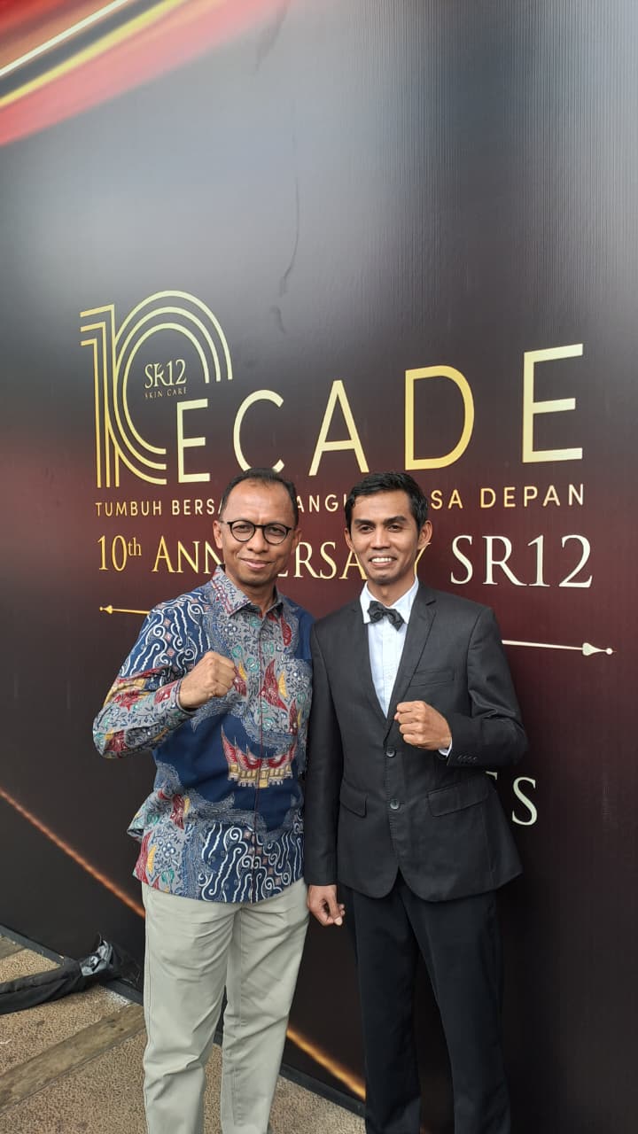 Bank Nagari resmi menjalin kerja sama strategis dengan SR12 (CMM Group) melalui penandatanganan kesepakatan bersama yang dilaksanakan di sela-sela perayaan Anniversary 1 Dekade SR12, Minggu (8/2/2026)