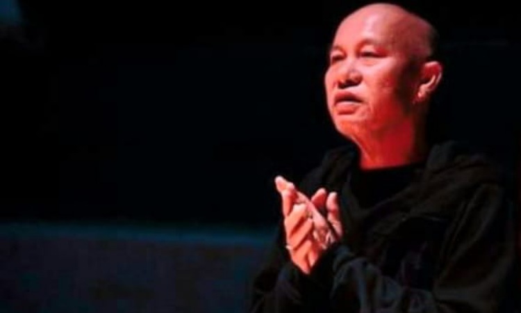 Ery Mefri, koreografer Minangkabau dan pendiri Nan Jombang Dance Company, wafat usia 68 tahun.