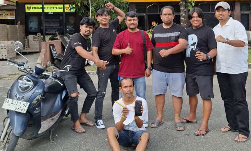 Hari pertama Operasi Pekat Singgalang 2026, Polresta Padang tangkap bandar togel di Padang Selatan, sita ponsel dan catatan angka.