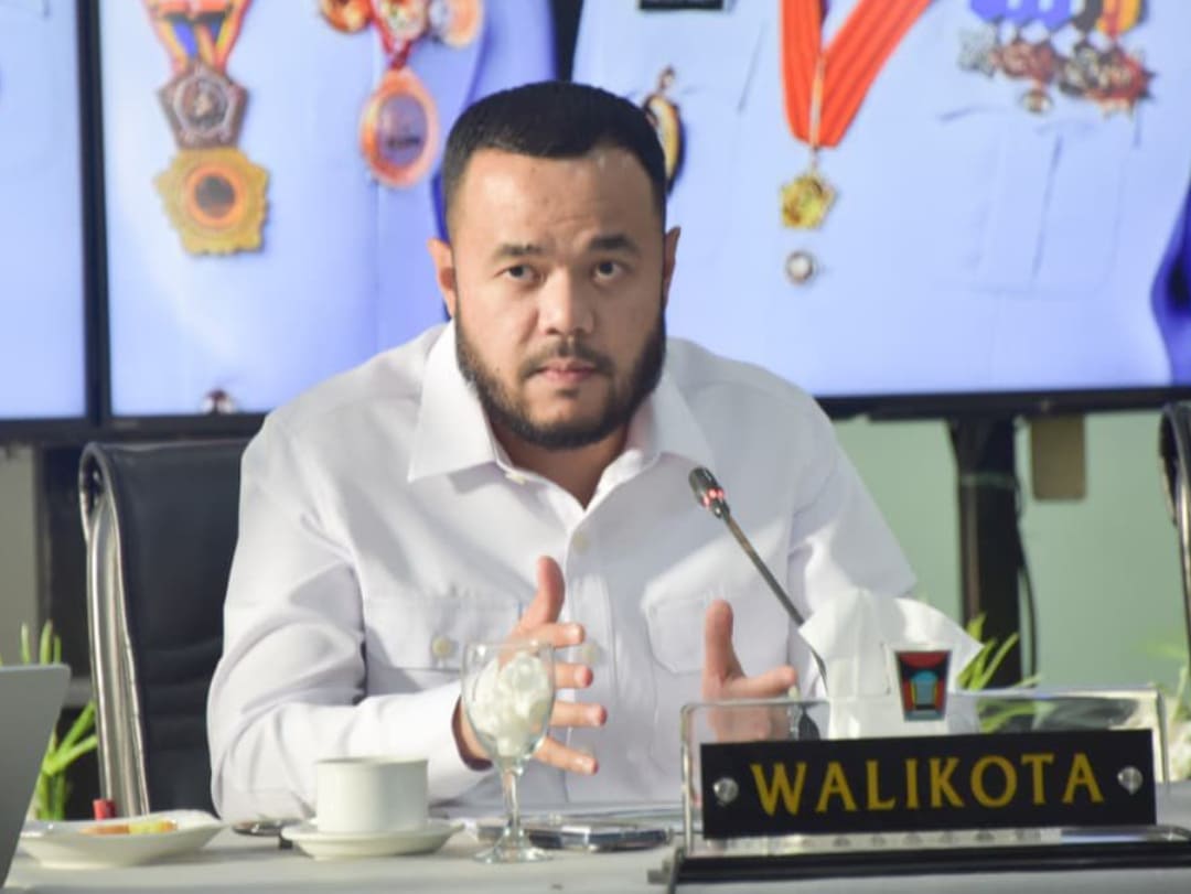 Wali Kota Padang Fadly Amran memerintahkan BPBD bersama unsur penyelamatan untuk evakuasi lima mahasiswa yang dilaporkan terjebak di aliran Sungai Bangek.(Foto: Prokopim)