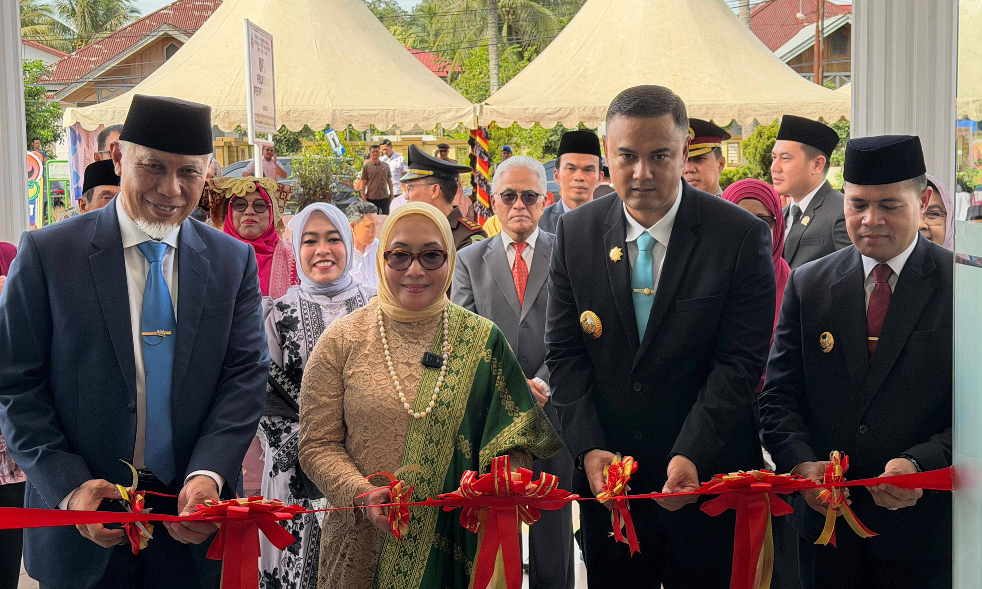 Menteri PPPA resmikan UPTD PPA dan RPS di Sijunjung. Data 2025 catat 310 kasus kekerasan perempuan dan anak, layanan kini diperkuat.
