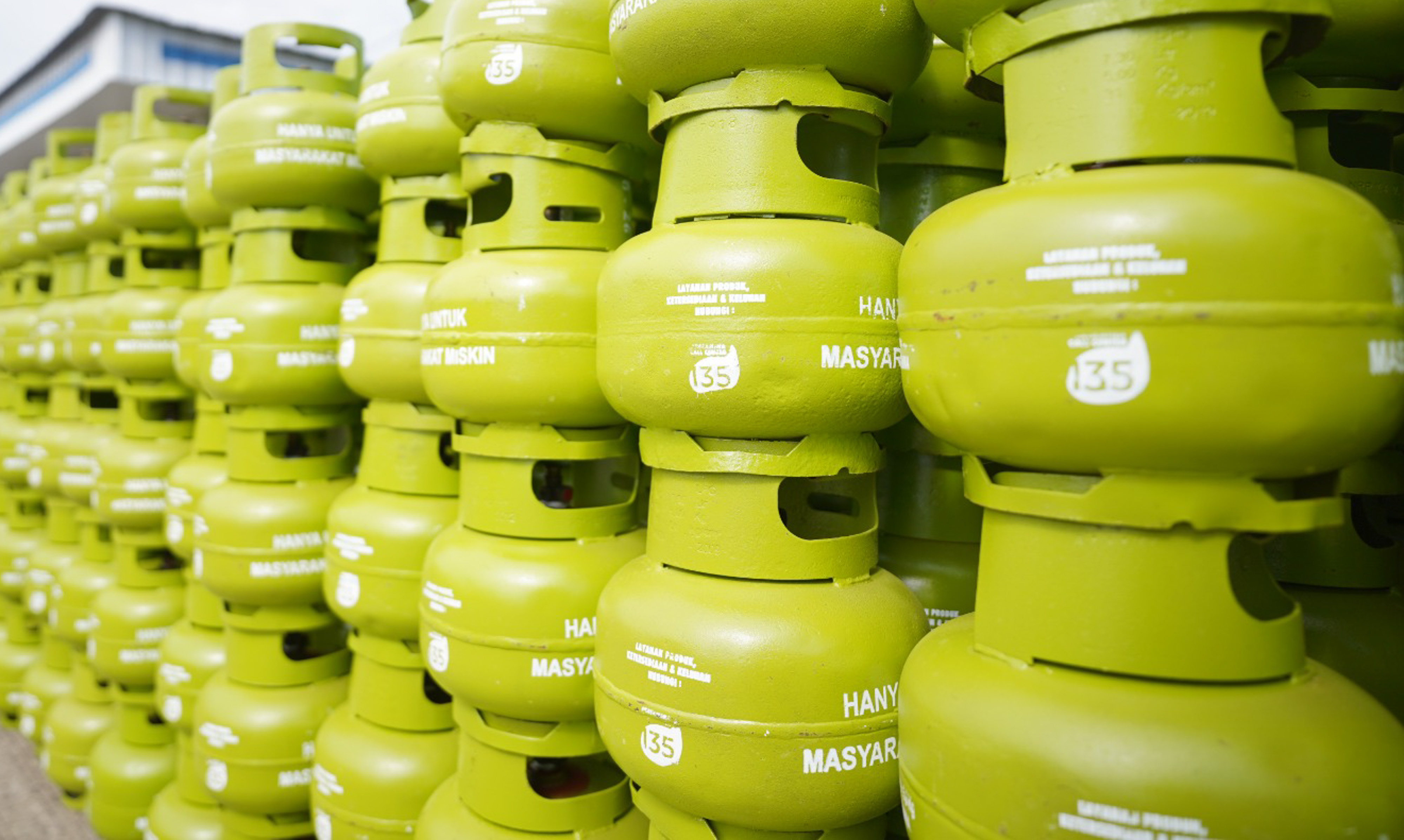 Pertamina Sumbagut prediksi kebutuhan LPG Ramadan&ndash;Idul Fitri 2026 naik 3,8 persen jadi 3.874 MT per hari, stok dipastikan aman.