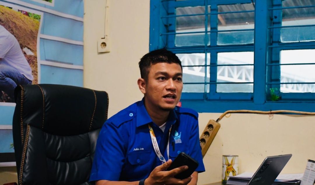 Humas Perumda Air Minum Kota Padang, Adhie Zein.