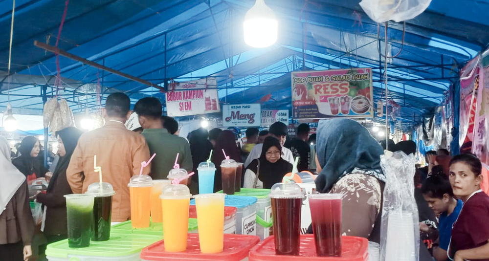 Suasana pasar pabukoan, Jln Gambir, daya bangun Kota Payakumbuh. (Foto: Irfan/Padeks)
