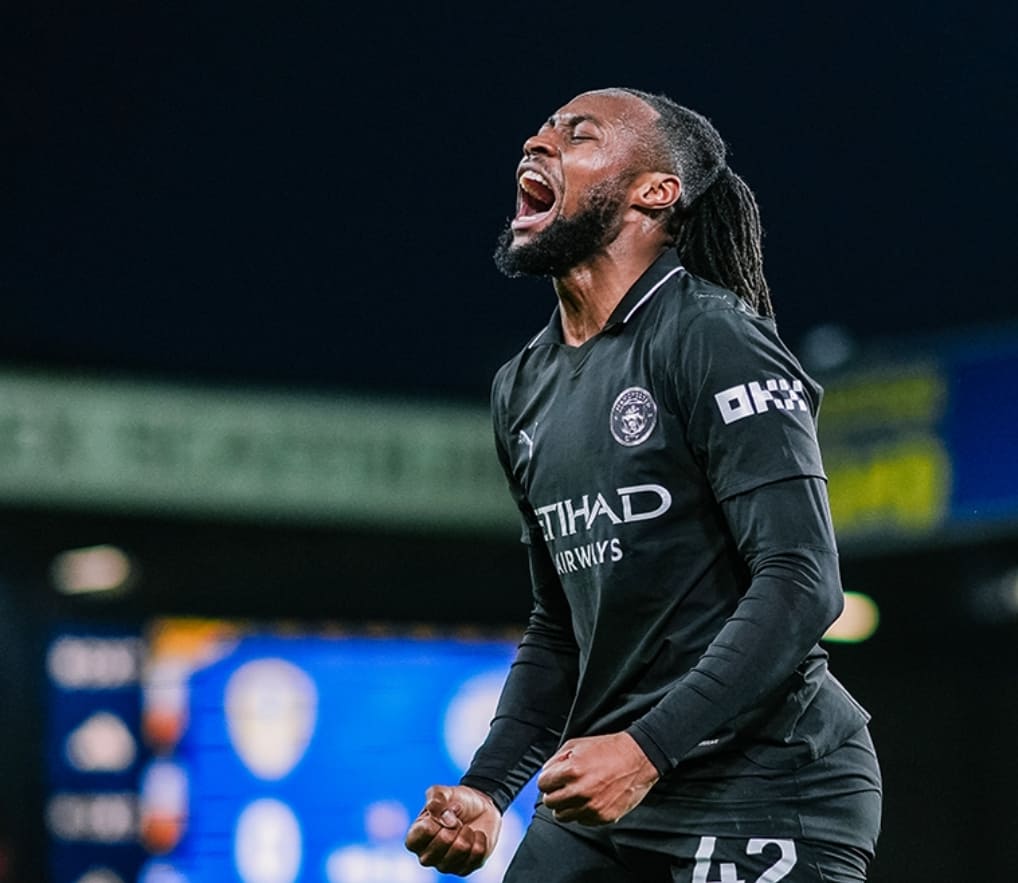 Antoine Semenyo merayakan gol penentu kemenangan Manchester City ke gawang Leeds United pada laga Premier League di Elland Road.(Foto: X @mancity)