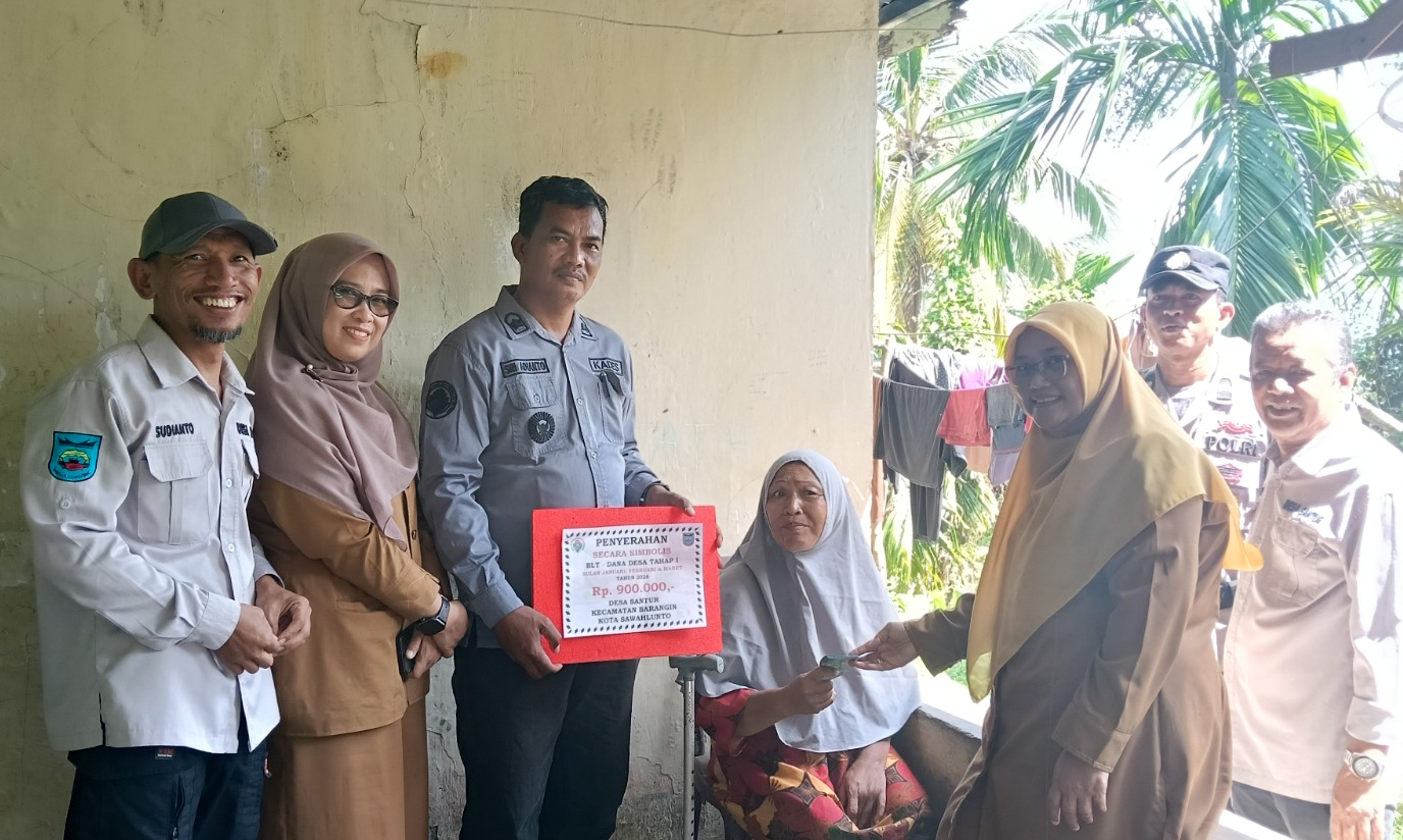 BLT Dana Desa Tahap I 2026 di Santur cair Rp300 ribu per bulan untuk 6 KPM, disalurkan door to door hingga Maret.