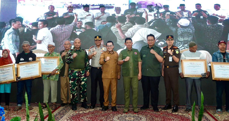 BNPB salurkan Rp5,28 miliar bantuan rumah rusak tahap II di Tanahdatar dan Pesisir Selatan, fokus lanjut ke pembangunan hunian tetap.