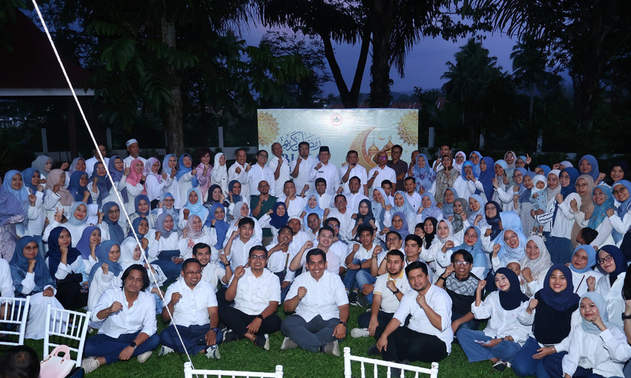 Wali Kota Zulmaeta buka puasa bersama IDI Paliko, perkuat sinergi layanan kesehatan Payakumbuh dan Limapuluh Kota.