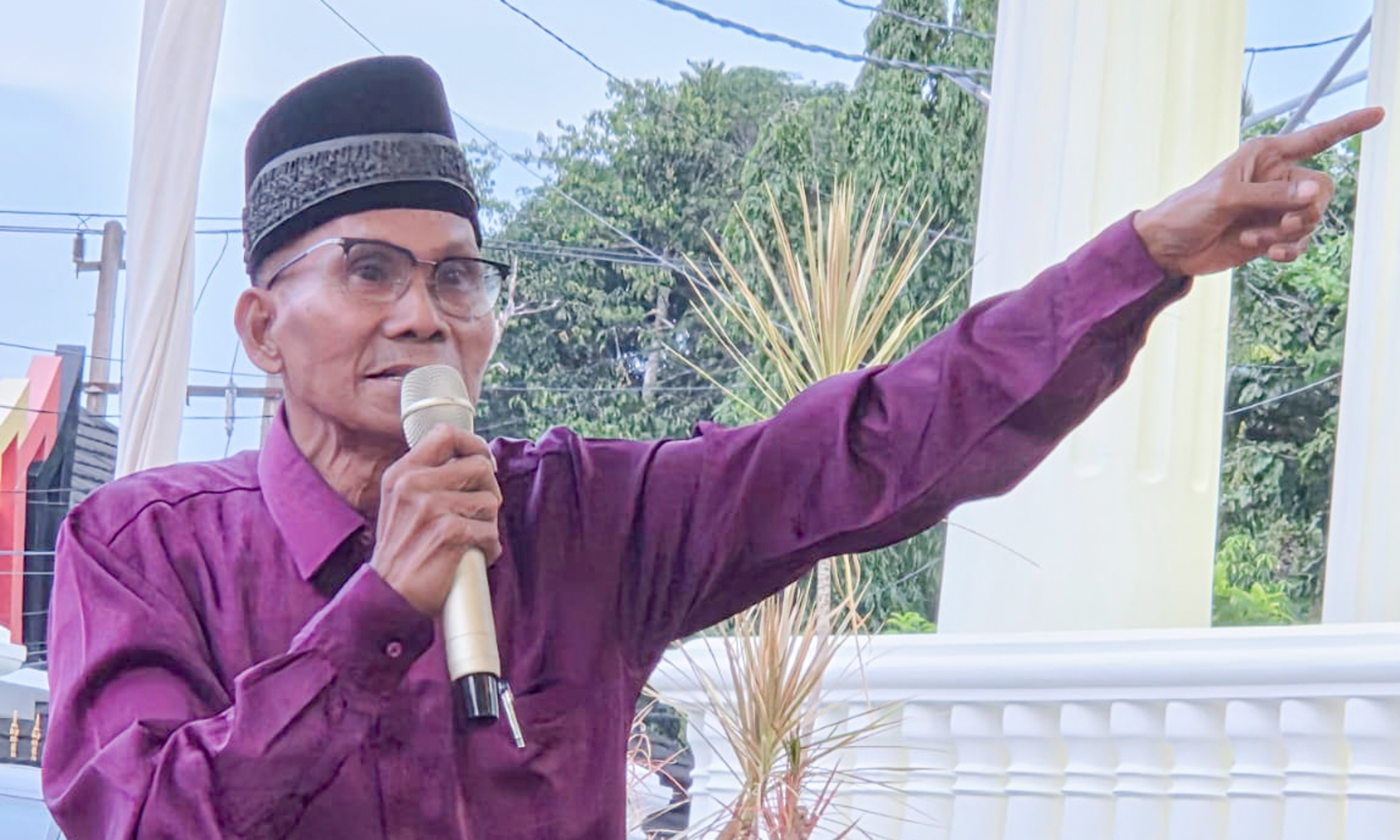 Bahrun Hikmah Rangkayo Rajo Sampono.