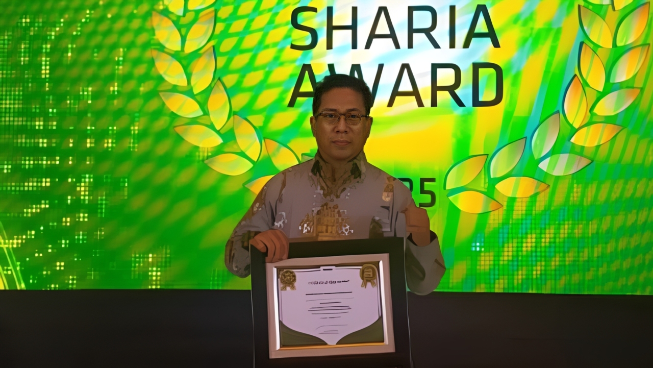 Direktur Utama PT BPRS Gajah Tongga Koto Piliang, Efi Mulya Putra.