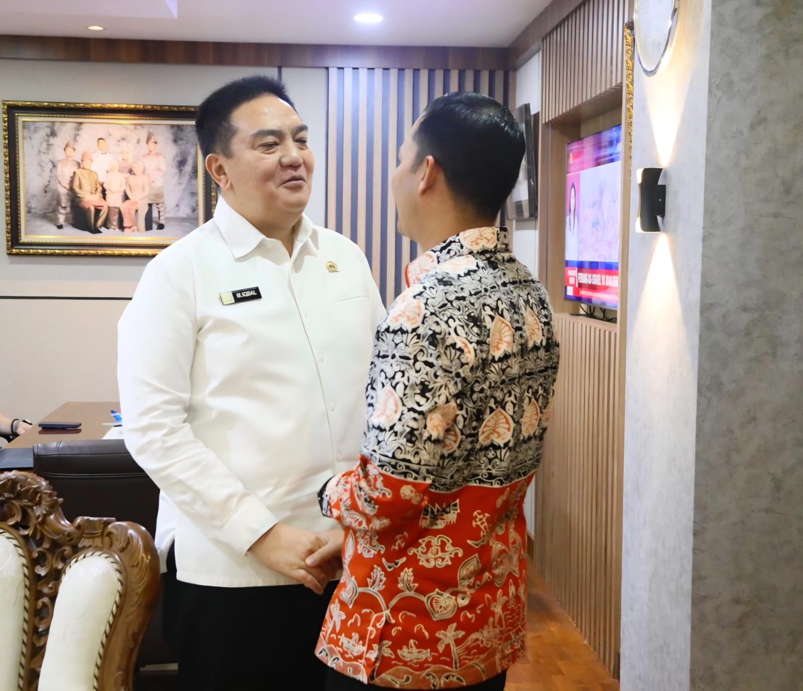 Sekretaris Jenderal DPD RI, Muhammad Iqbal menerima kunjungan Wakil Bupati Padangpariaman Rahmat Hidayat di Gedung Senayan, Jakarta, baru-baru ini.
