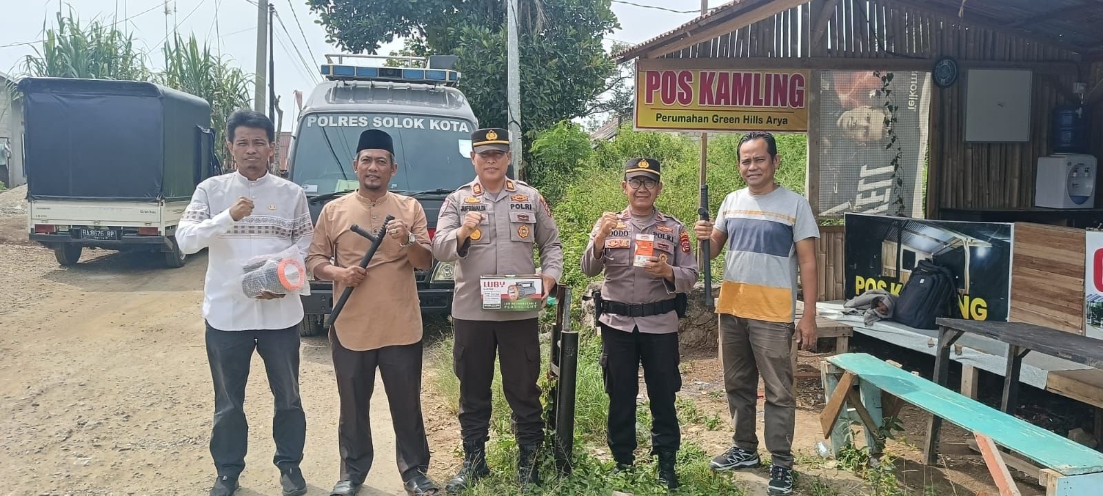 Polres Solok Kota melakukan pendekatan langsung di tengah masyarakat.
