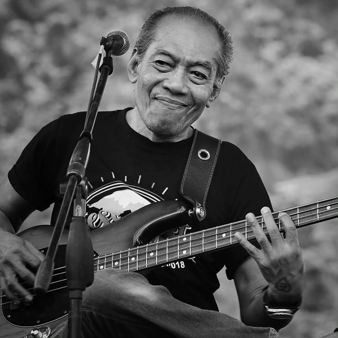 Bassist God Bless, Donny Fattah.