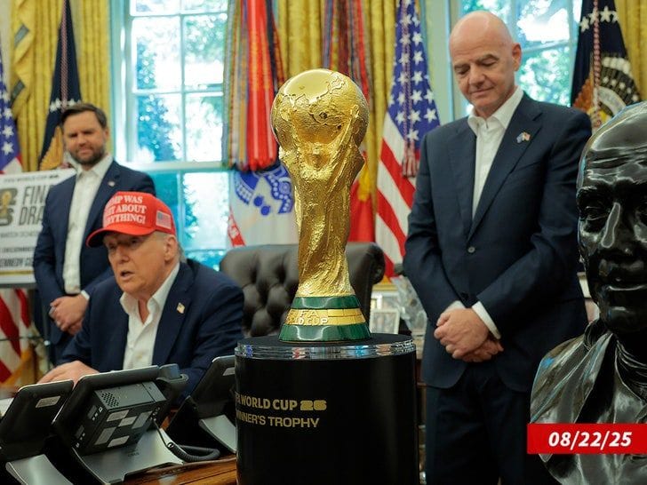 Pernyataan Donald Trump memicu sorotan terhadap kemungkinan partisipasi timnas Iran pada Piala Dunia 2026 yang digelar di Amerika Serikat, Kanada, dan Meksiko.