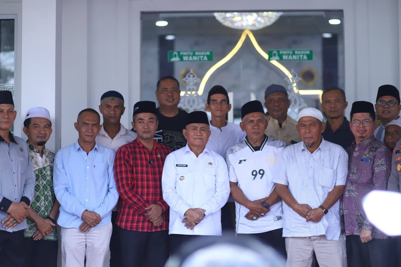 Wawako Solok Suryadi Nurdal meresmikan Kick Off Program Masjid Ramah Pemudik di Masjid Al-Elfah sebagai titik singgah pemudik di Kota Solok.