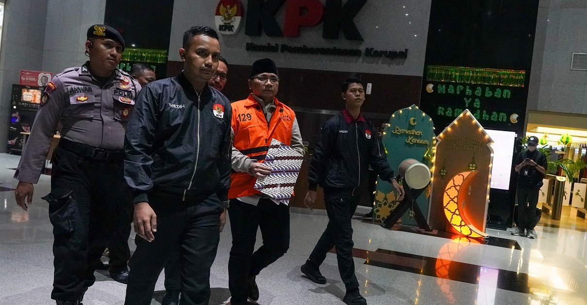 KPK menahan eks Menteri Agama YCQ terkait dugaan korupsi pembagian kuota haji 2023&ndash;2024. Kerugian negara dalam kasus ini mencapai Rp622 miliar.