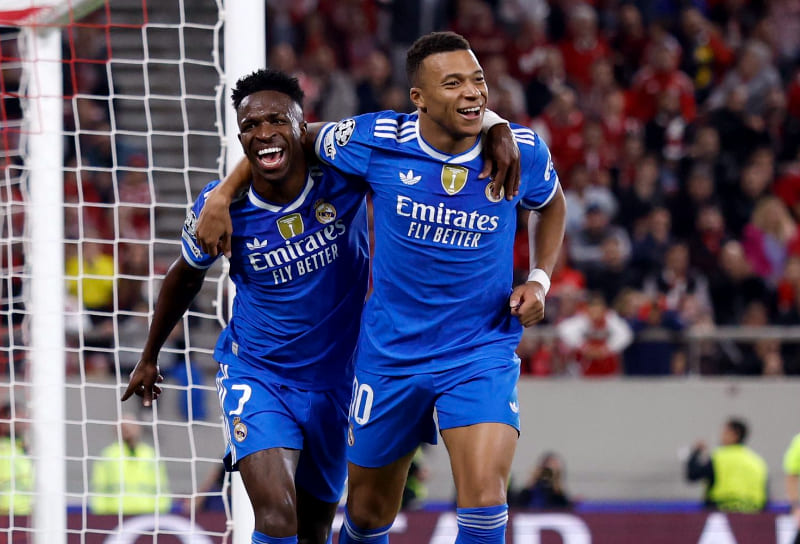 Kylian Mbapp&eacute; dan Vin&iacute;cius Junior saat memperkuat Real Madrid dalam salah satu pertandingan bersama klub.(Foto: Dok. x.com/KMbappe)