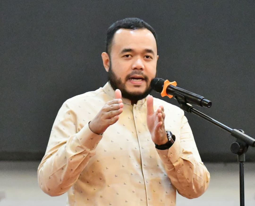 Wali Kota Padang Fadly Amran menghadiri buka puasa bersama jajaran Pemko Padang, sekaligus memaparkan capaian PAD 2025 dan perkembangan Program Dokter Warga.(Foto: Prokopim)