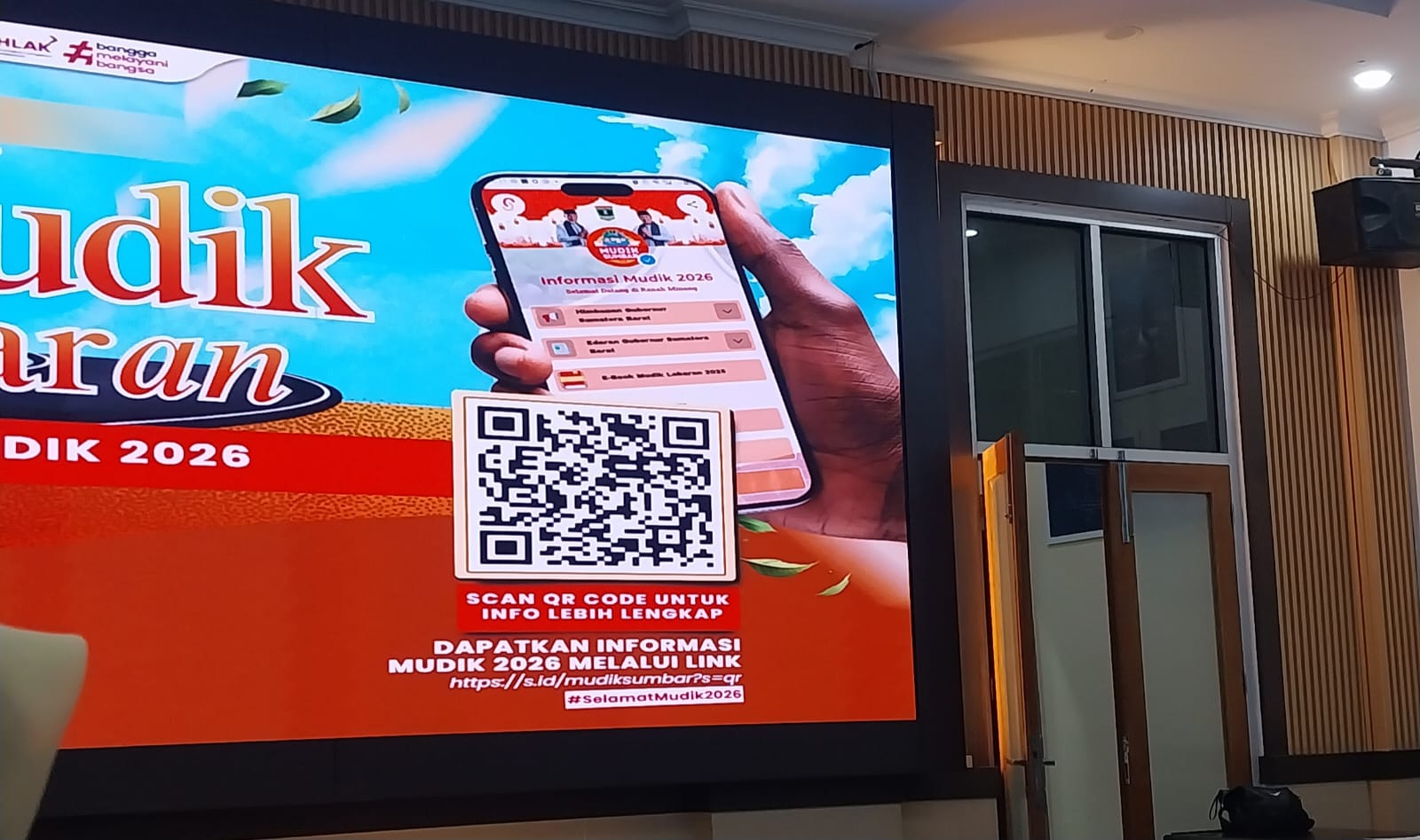 Pemprov Sumbar meluncurkan portal informasi mudik Lebaran 2026 yang memuat CCTV lalu lintas, panduan perjalanan, dan fasilitas umum.