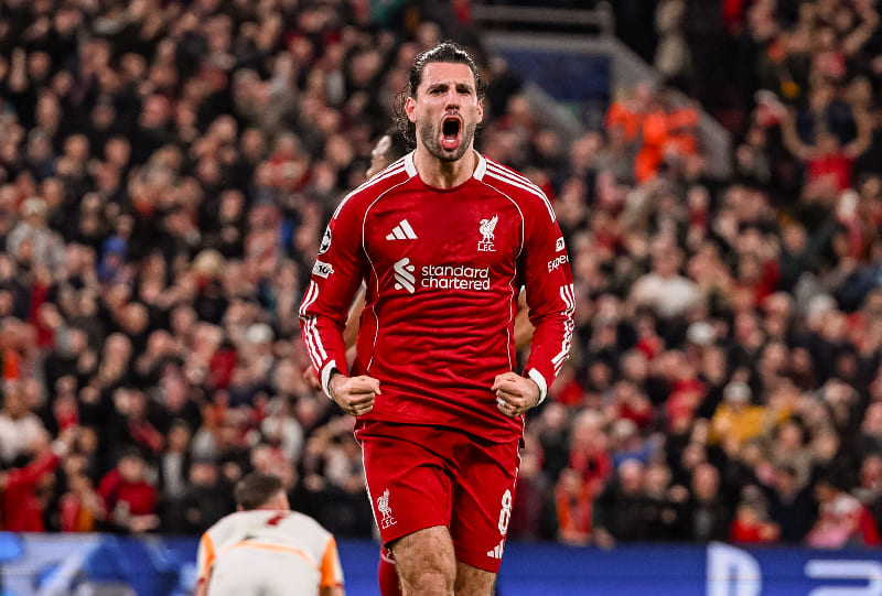 Dominik Szoboszlai merayakan gol Liverpool ke gawang Galatasaray pada babak pertama leg kedua Liga Champons di Anfield. (Foto: x.com/LFC) 