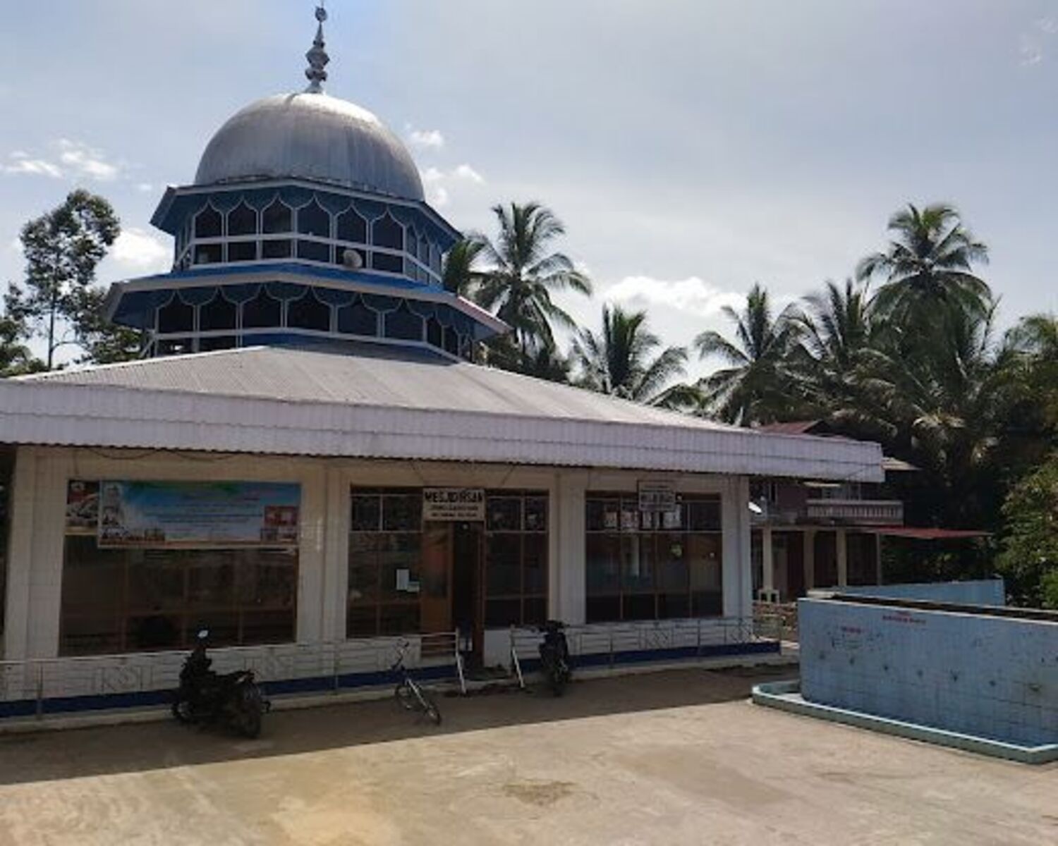 Menyambut arus mudik Lebaran 2026, sejumlah masjid di Kabupaten Solok, Sumatera Barat, disiapkan menjadi tempat singgah yang nyaman bagi para pemudik.