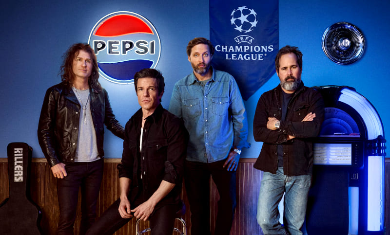 Grup band rock legendaris asal Las Vegas, The Killers, resmi diumumkan sebagai penampil utama (headliner) Kick Off Show Final Liga Champions UEFA 2026 yang dipersembahkan oleh Pepsi. (Foto: UEFA.com)