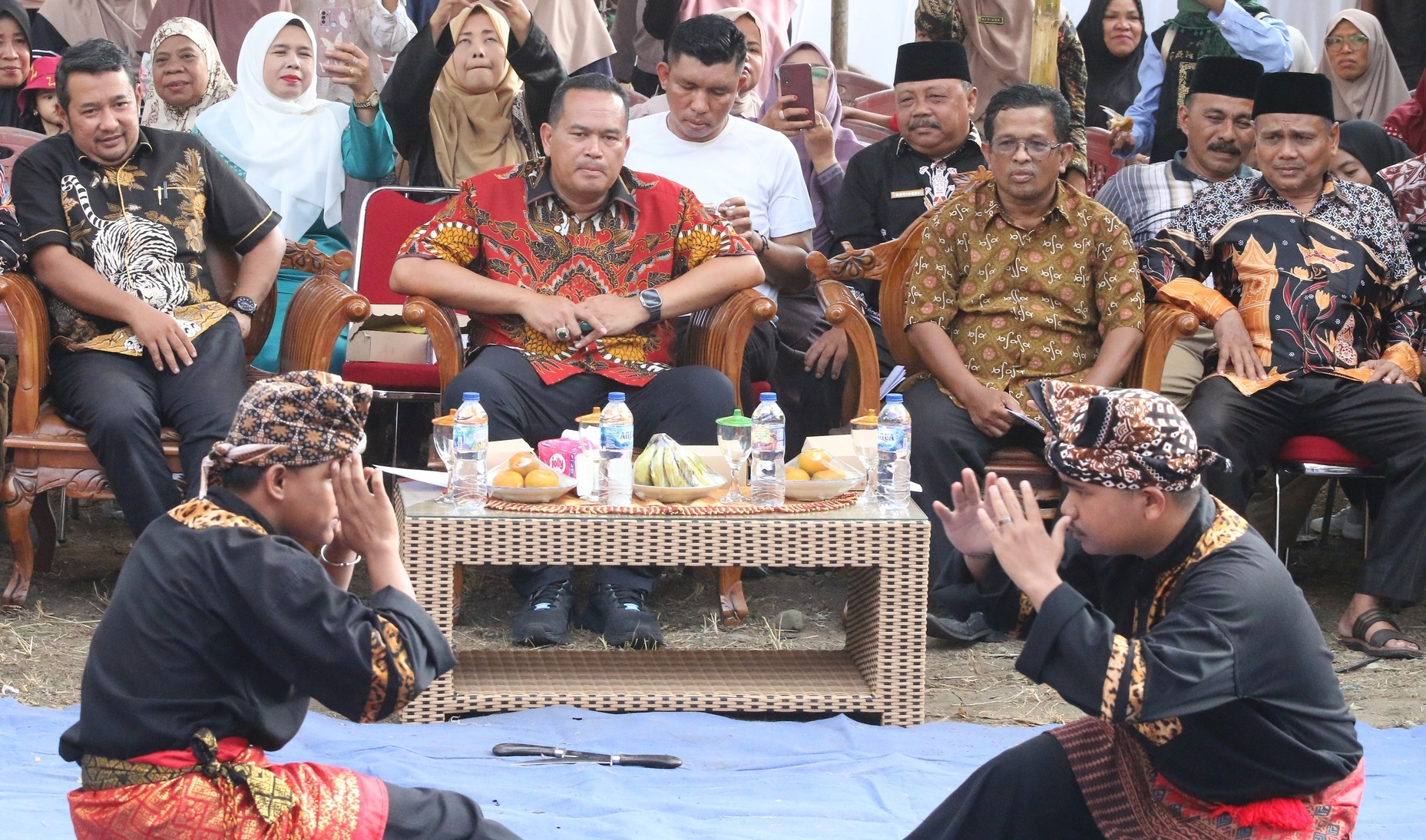 Festival Indang dan Alek Nagari Pariaman 2026 resmi dibuka. Kegiatan ini dorong generasi muda melestarikan budaya Minangkabau.