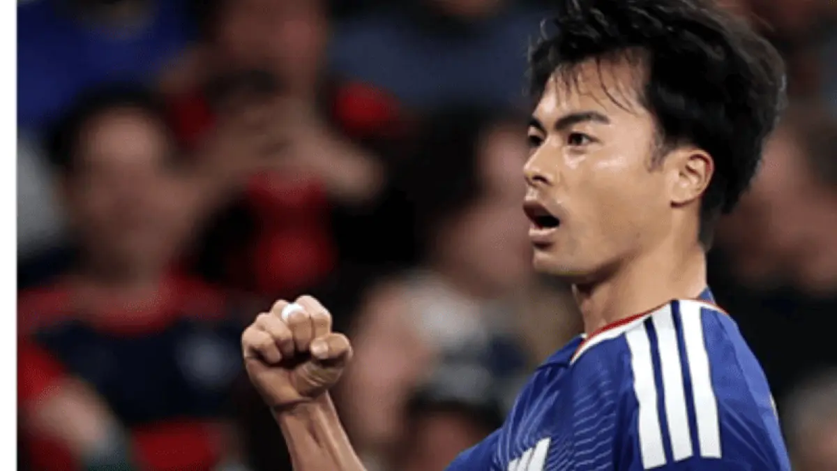 Kaoru Mitoma mencetak gol kemenangan Jepang ke gawang Inggris pada menit ke-23 dalam laga internasional di Wembley Stadium. (Foto: IG @fanstribehq)
