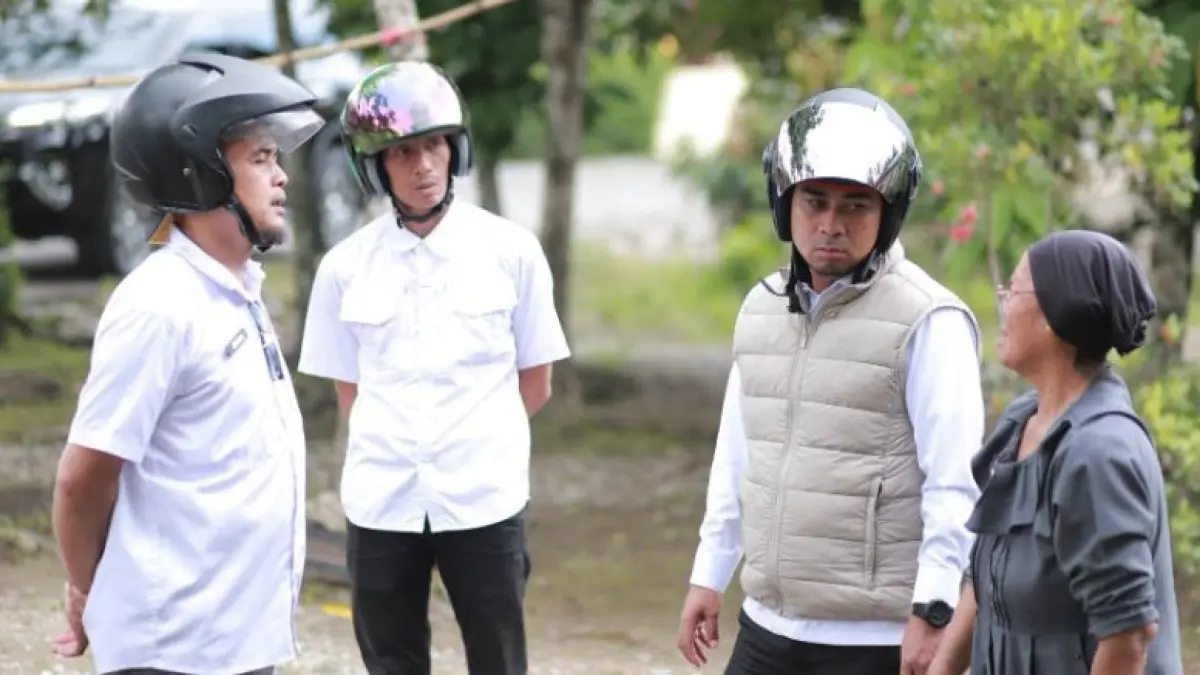 WaliKota Solok, Ramadhani Kirana Putra melakukan kunjungan lapangan ke sejumlah lokasi prioritas pembangunan jalan dan drainase di Kota Solok, Rabu (1/4/2026). (DOKUMENTASI PEMKO SOLOK)