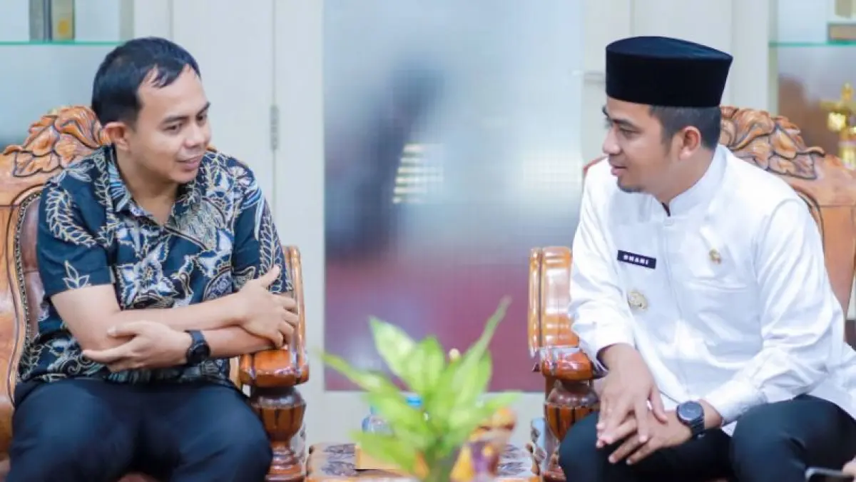 Kunjungan Owner Bimbingan Kedinasan ARKA, Arif, ke Kota Solok pada Jumat (3/4/2026) disambut hangat oleh jajaran Pemerintah Kota Solok. (DOKUMENTASI PEMKO SOLOK)