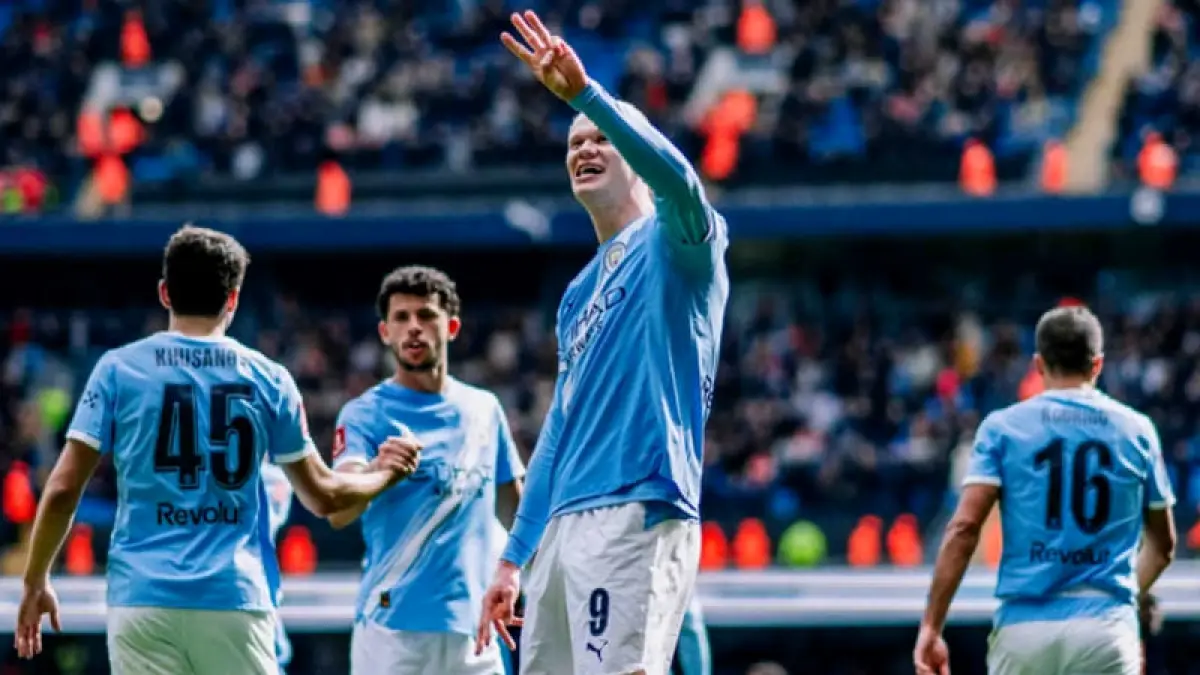 Erling Haaland merayakan hattrick ke-12 kariernya di Manchester City saat laga perempat final FA Cup melawan Liverpool di Etihad Stadium, 4 April 2026. (Foto: mancity.com)