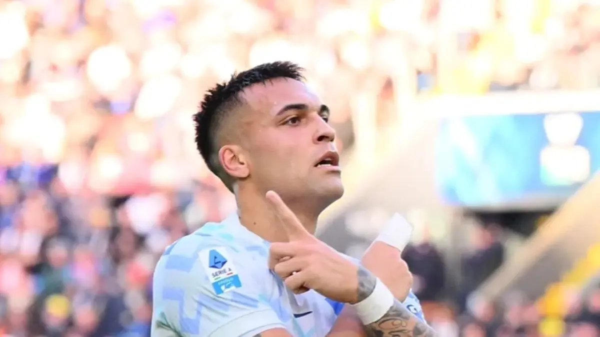 Lautaro Martinez kembali memimpin lini depan Nerazzurri setelah pulih dari cedera betis. Kehadirannya menjadi kunci bagi Inter Milan dalam misi mengamankan puncak klasemen Serie A.(Foto: Inter)