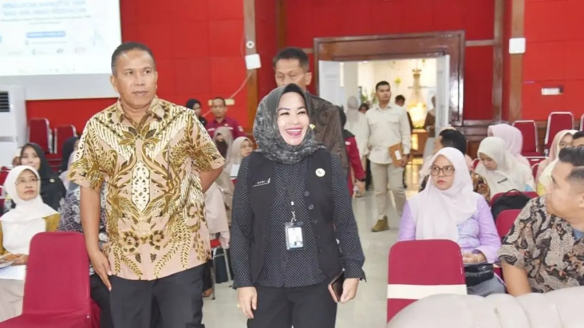 Kepala Kanwil Kementerian HAM Sumbar Dewi Nofyenti dan Wakil Wali Kota Pariaman Mulyadi hadiri acara Penguatan Kapasitas HAM bagi ASN Dinas Kesehatan Kota Pariaman di Aula Balaikota Pariaman, Kamis (09/4/2026).