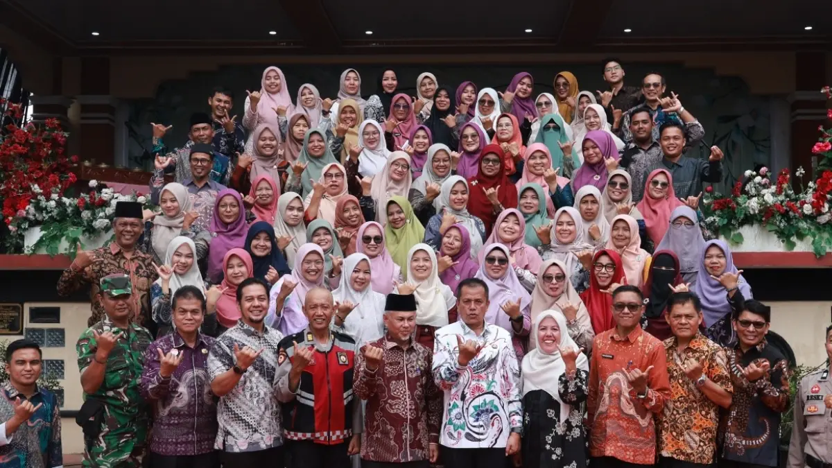 Wawako Payakumbuh Elzadaswarman hadiri perpisahan SMAN 3. Siswa kelas XII diingatkan siap hadapi perubahan dan tantangan masa depan.