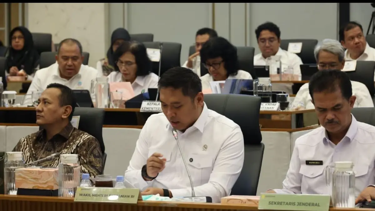 Wakil Menteri Pertanian (Wamentan), Sudaryono, Rapat Kerja bersama Komisi IV DPR RI di Jakarta, Selasa (14/4).(Foto: Humas)