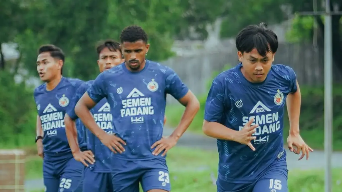 Pemain Semen Padang FC saat menjalani latihan jelang lawan Persijap Jepara, Minggi (20/4/2026). (INSTAGRAM SEMEN PADANG FC)