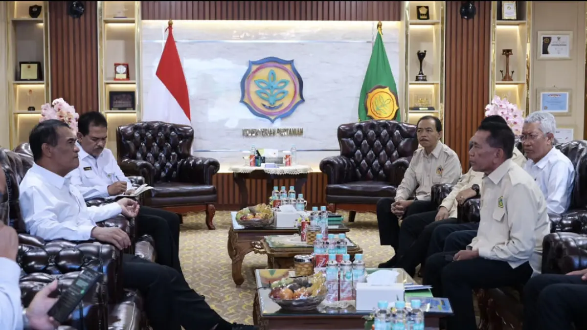 Pertemuan KTNA dan Menteri Pertanian membahas penguatan swasembada pangan nasional berbasis teknologi pertanian.(Foto: Humas)