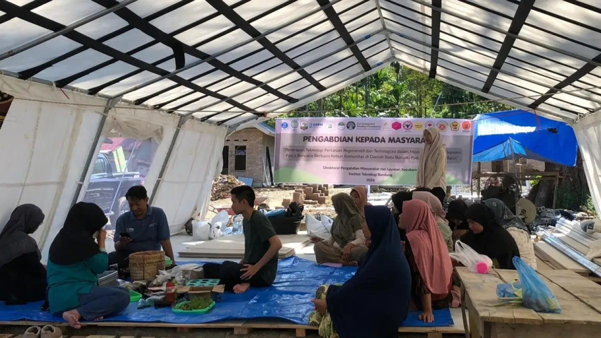 Program Pengabdian kepada Masyarakat yang digagas Institut Teknologi Bandung (ITB) bersama Universitas Andalas (Unand) di kawasan Hunian Tetap (Huntap) Kampung Talang, Kelurahan Kapalo Koto, Senin (20/4/2026). (Humas PTSP)