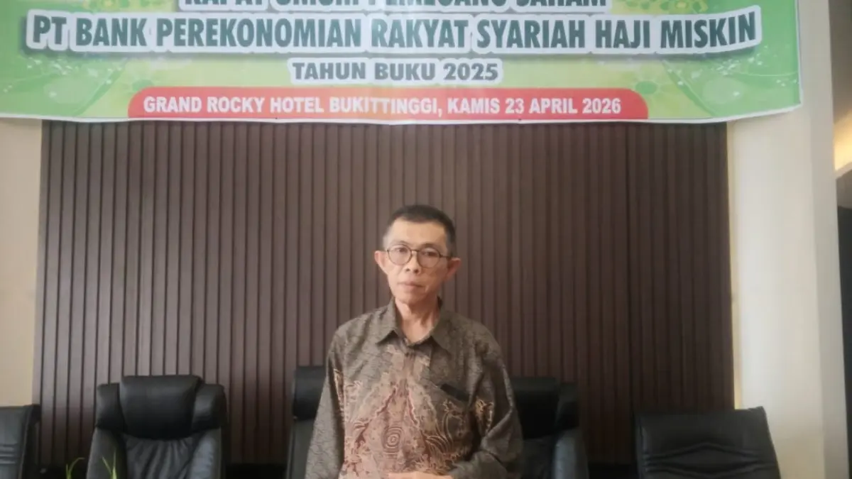 Direktur Utama PT BPRS Haji Miskin, Hendri Kamal.