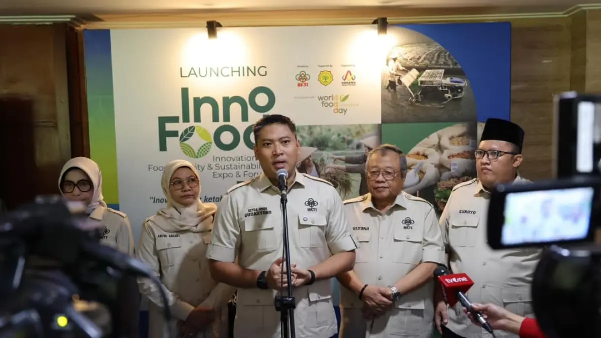 Wamentan Sudaryono saat menghadiri HUT ke-53 HKTI di Kementerian Pertanian, menegaskan pengawalan program pertanian hingga ke petani..(Foto: Humas)