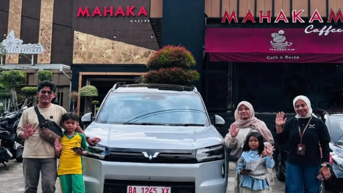 Antusias masyarakat mengikuti test drive Wuling Eksion di Mahakam Café and Resto Padang.(dok wuling padang)